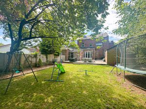 Photo 4- click for photo gallery